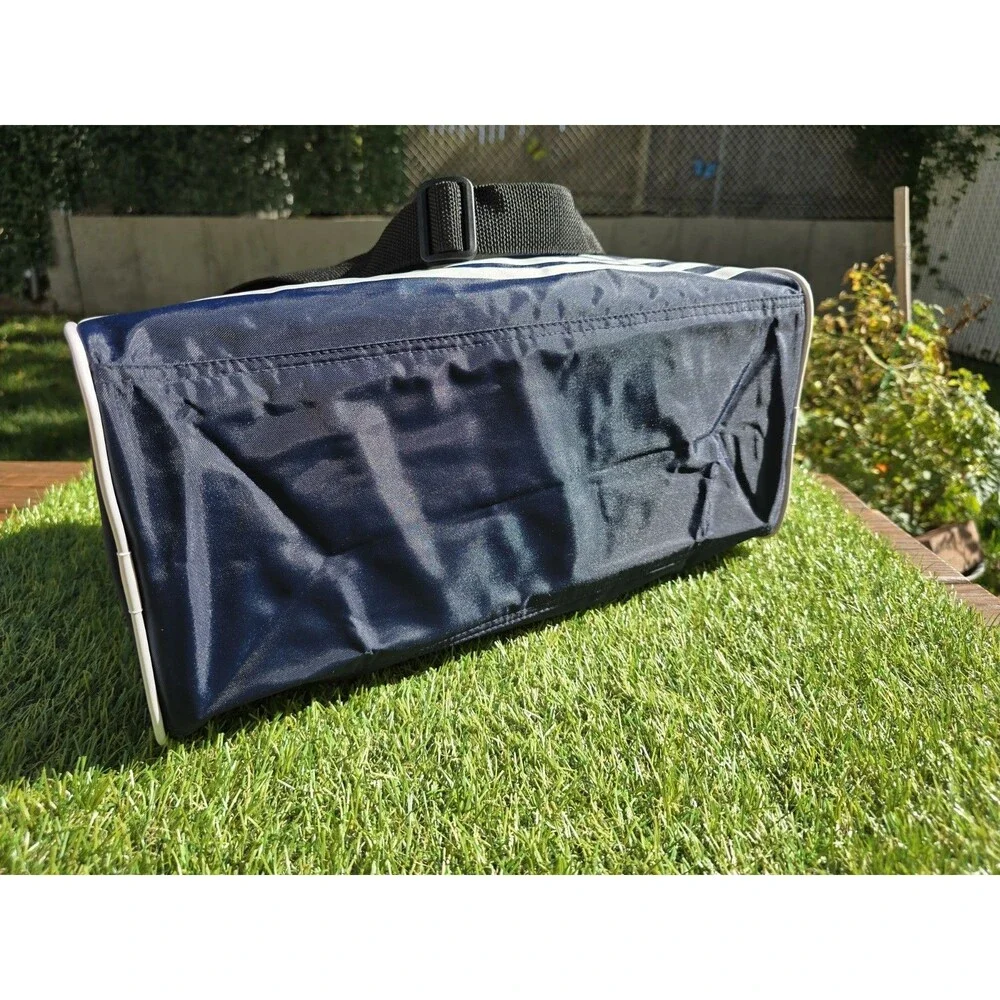 New York Yankees Vintage Dead Stock Adidas Duffel Bag - 16x7x9 W/ Shoulder Strap